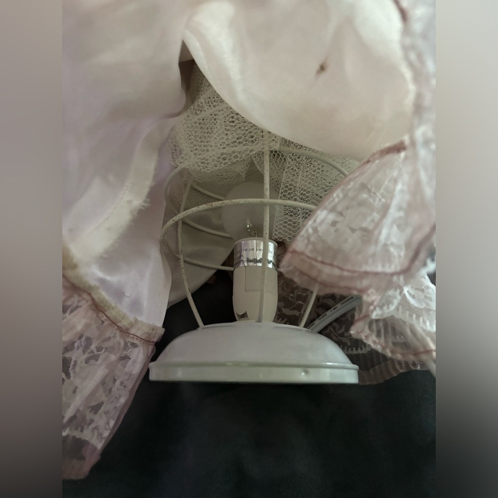 Doll lamp